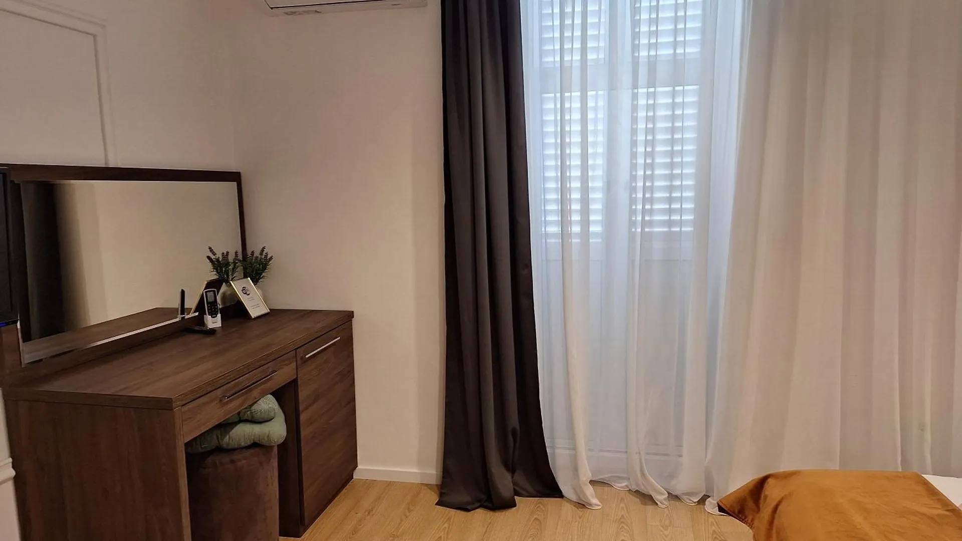 Guest house Accommodation Iva Zadar